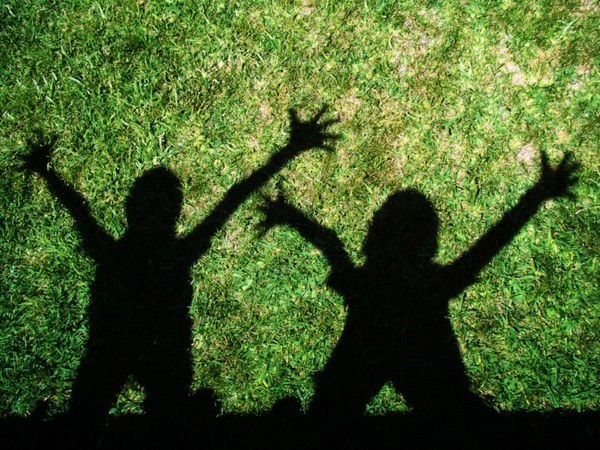 shadow play with children